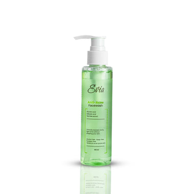 Evia anti-acne facewash bottle β salicylic acid 2% glycolic acid for oily acne-prone skin Pakistan